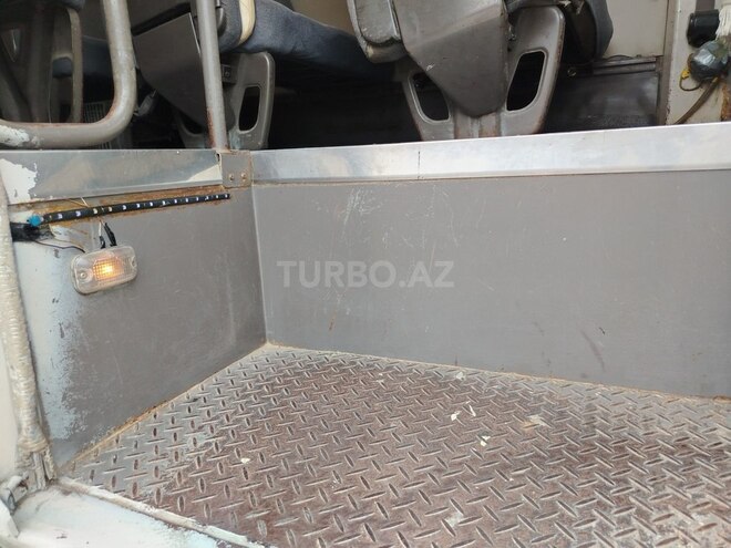 Mitsubishi Rosa 2003, 650,000 km - 4.2 l - Sumqayıt