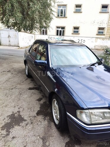 Mercedes C 250 1995, 490,000 km - 2.5 л - Bakı