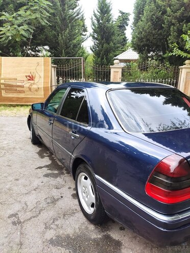 Mercedes C 250 1995, 490,000 km - 2.5 л - Bakı