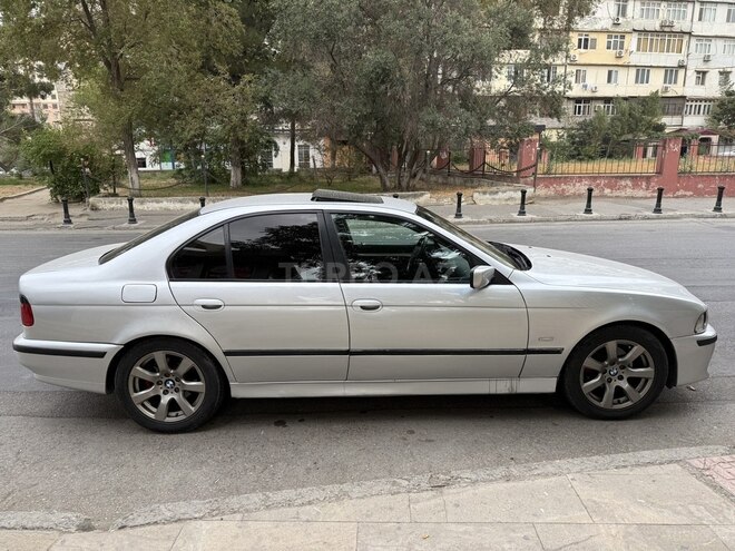 BMW 525 2003, 245,000 km - 2.5 l - Bakı