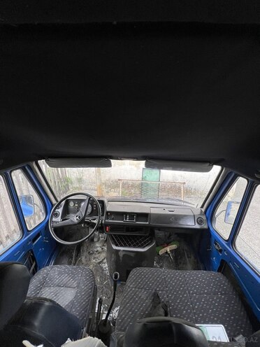 Mercedes 208 D 1990, 330,000 km - 2.5 l - Şəki