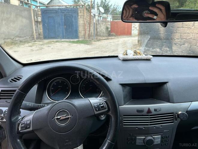 Opel Astra 2006, 360,100 km - 1.3 l - Bakı