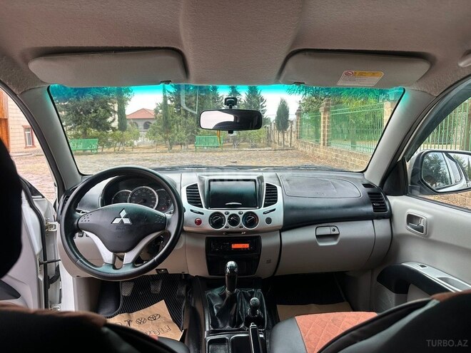 Mitsubishi L200 2014, 291,000 km - 2.5 l - İsmayıllı