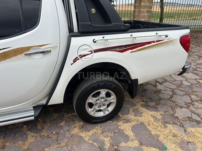 Mitsubishi L200 2014, 291,000 km - 2.5 l - İsmayıllı