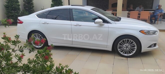 Ford Fusion (North America) 2014, 248,356 km - 2.0 l - Bakı