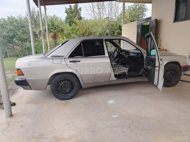 Mercedes 190 1990, 350,000 km - 1.8 l - Kürdəmir