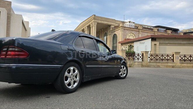 Mercedes E 230 1996, 404,062 km - 2.3 l - Bakı