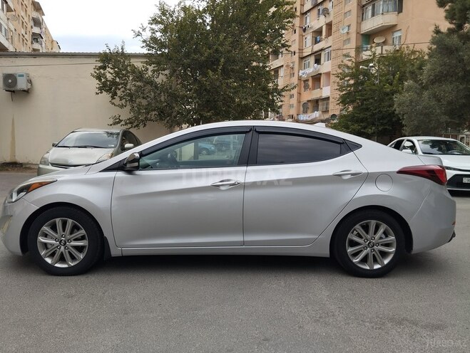 Hyundai Elantra 2015, 133,000 km - 1.8 л - Bakı
