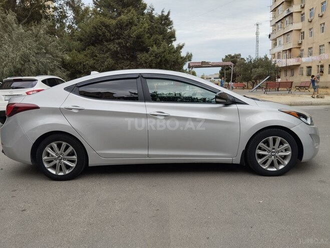 Hyundai Elantra 2015, 133,000 km - 1.8 л - Bakı