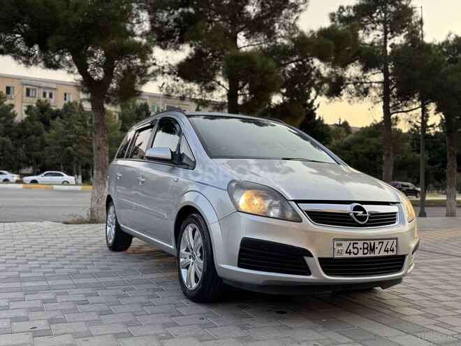 Opel Zafira 2007, 228,450 km - 2.2 l - Bakı