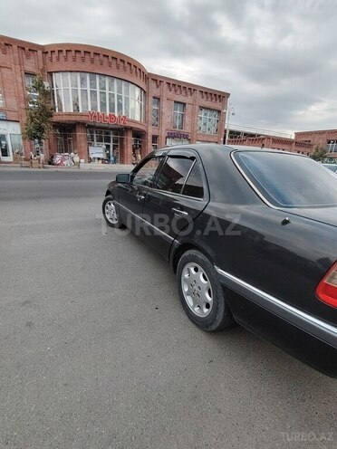 Mercedes C 220 1993, 456,000 km - 2.2 л - Goranboy