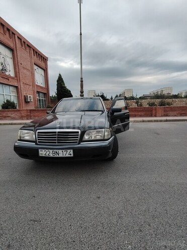 Mercedes C 220 1993, 456,000 km - 2.2 л - Goranboy