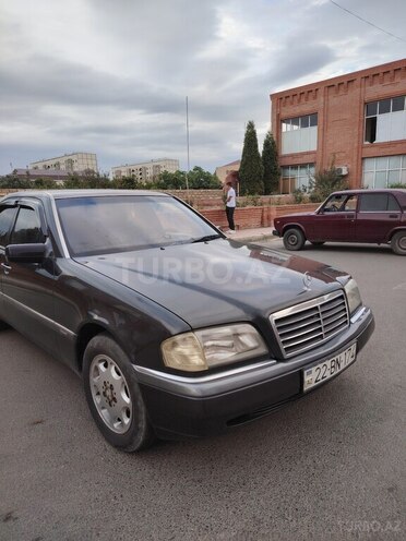 Mercedes C 220 1993, 456,000 km - 2.2 л - Goranboy