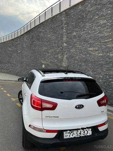 Kia Sportage 2010, 214,000 km - 2.0 l - Bakı