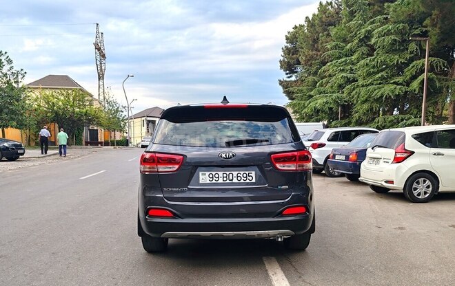 Kia Sorento 2016, 207,000 km - 2.0 l - Bakı
