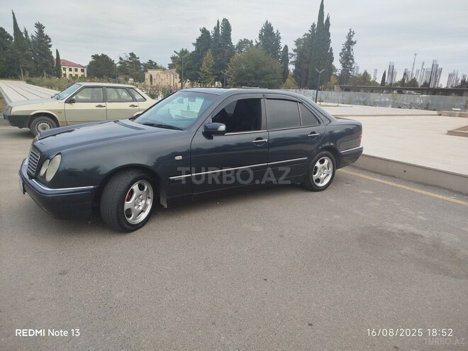 Mercedes E 220 1999, 462,000 km - 2.2 l - Bakı