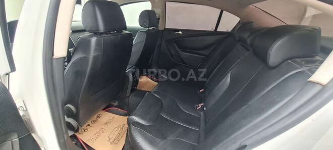 Volkswagen Passat 2005, 221,000 km - 2.0 л - Gəncə