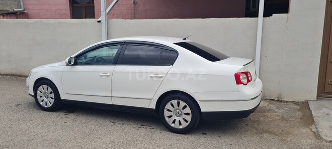 Volkswagen Passat 2005, 221,000 km - 2.0 л - Gəncə