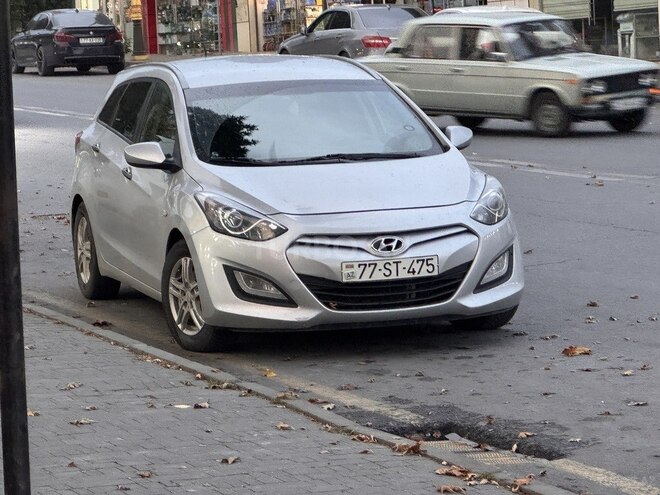 Hyundai i30 2014, 250,000 km - 1.4 l - Qəbələ