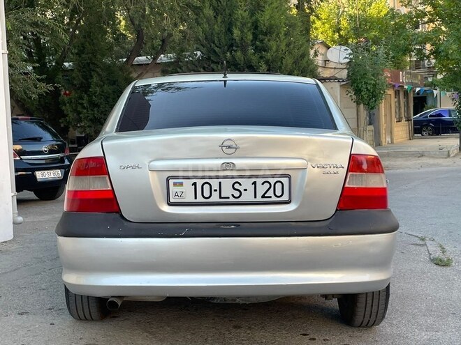 Opel Vectra 1996, 200,000 km - 2.0 l - Sumqayıt