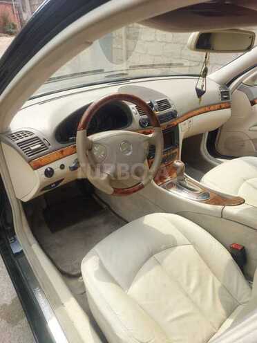 Mercedes E 320 2005, 392,000 km - 3.2 l - Bakı