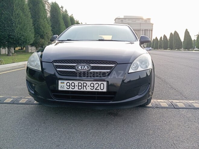 Kia Ceed 2009, 260,000 km - 1.6 л - Ağcabədi