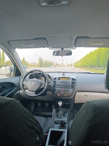 Kia Ceed 2009, 260,000 km - 1.6 л - Ağcabədi