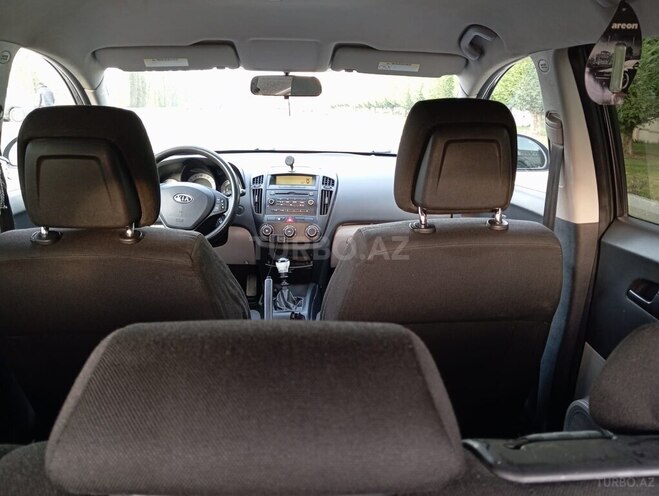 Kia Ceed 2009, 260,000 km - 1.6 л - Ağcabədi