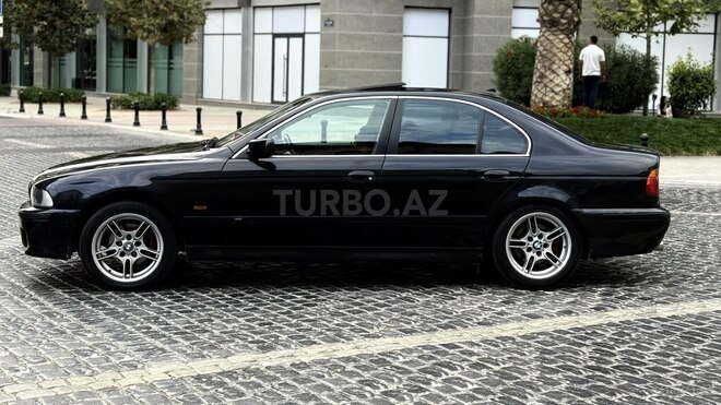 BMW 528 1999, 440,000 km - 2.8 l - Bakı