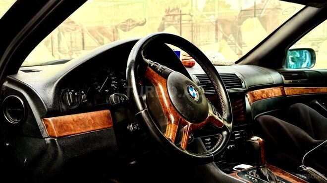 BMW 528 1999, 440,000 km - 2.8 l - Bakı