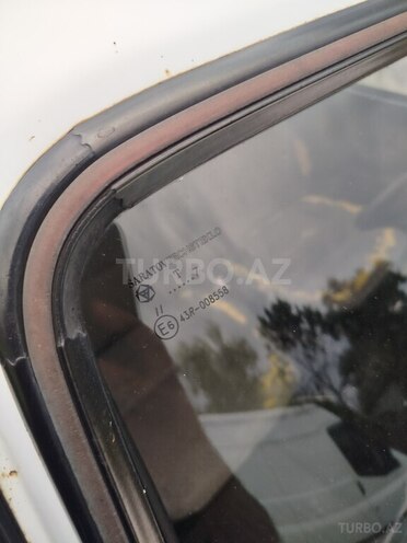 LADA (VAZ) 2107 2007, 100,000 km - 1.6 l - Qax