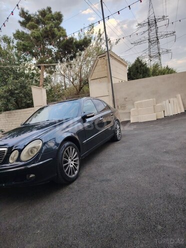 Mercedes E 270 2002, 405,000 km - 2.7 l - Sumqayıt