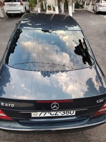 Mercedes E 270 2002, 405,000 km - 2.7 l - Sumqayıt