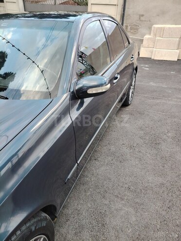Mercedes E 270 2002, 405,000 km - 2.7 l - Sumqayıt