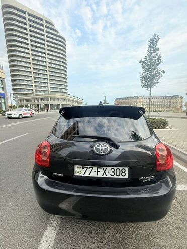 Toyota Auris 2007, 243,234 km - 1.4 l - Bakı