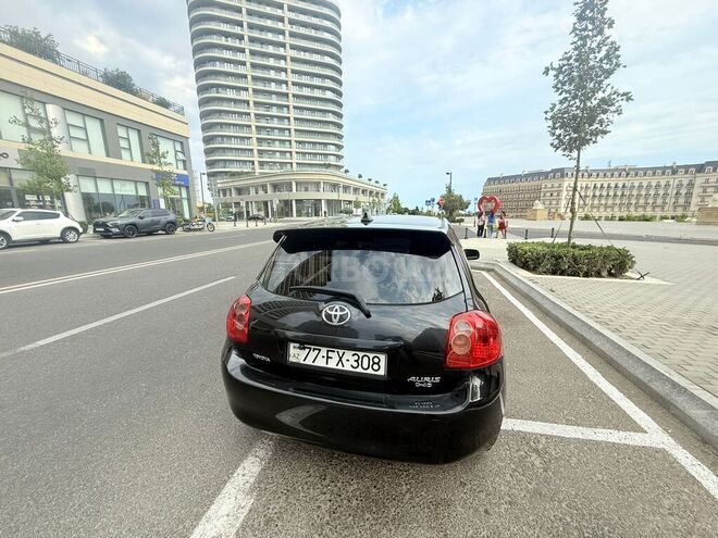 Toyota Auris 2007, 243,234 km - 1.4 l - Bakı