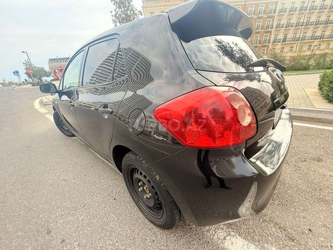 Toyota Auris 2007, 243,234 km - 1.4 l - Bakı