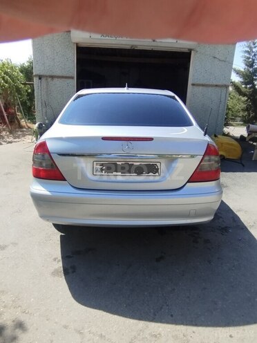Mercedes E 200 2006, 258,000 km - 1.8 l - Bakı