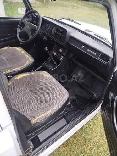 LADA (VAZ) 2107 2007, 100,000 km - 1.6 l - Qax