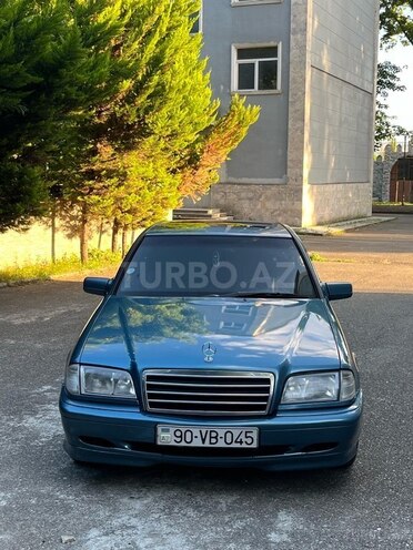 Mercedes C 220 1999, 682,000 km - 2.2 l - İsmayıllı