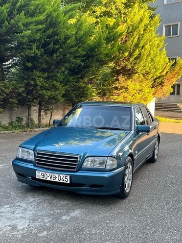 Mercedes C 220 1999, 682,000 km - 2.2 l - İsmayıllı