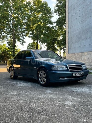 Mercedes C 220 1999, 682,000 km - 2.2 l - İsmayıllı