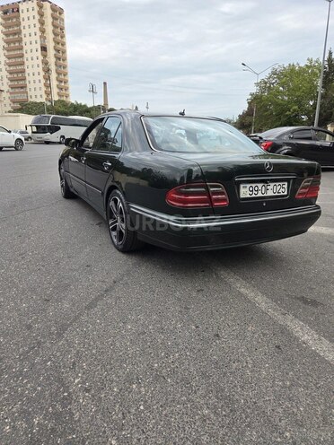 Mercedes E 320 2000, 302,287 km - 3.2 l - Bakı