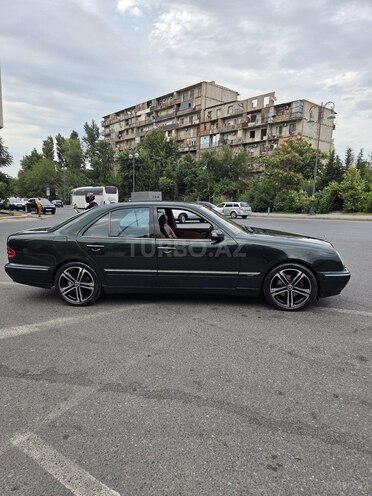 Mercedes E 320 2000, 302,287 km - 3.2 l - Bakı