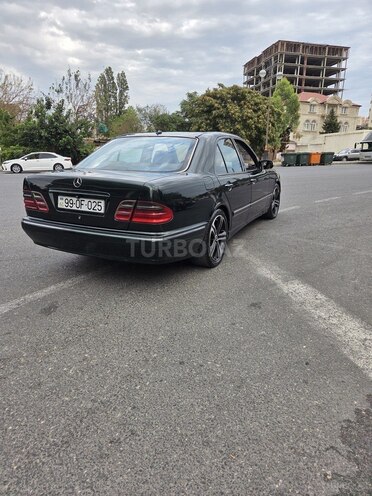 Mercedes E 320 2000, 302,287 km - 3.2 l - Bakı