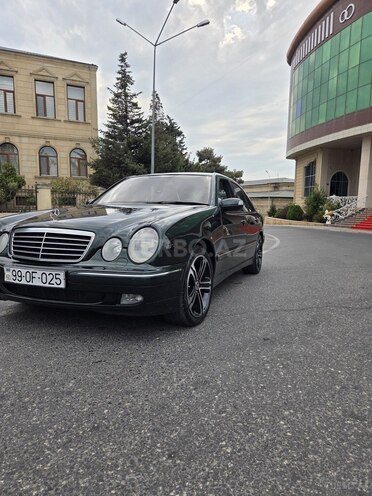 Mercedes E 320 2000, 302,287 km - 3.2 l - Bakı