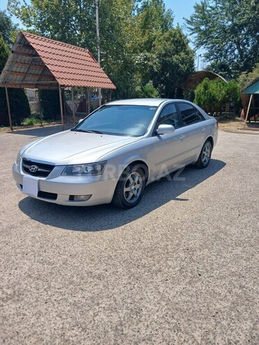 Hyundai Sonata 2006, 31,000 km - 2.4 l - Salyan
