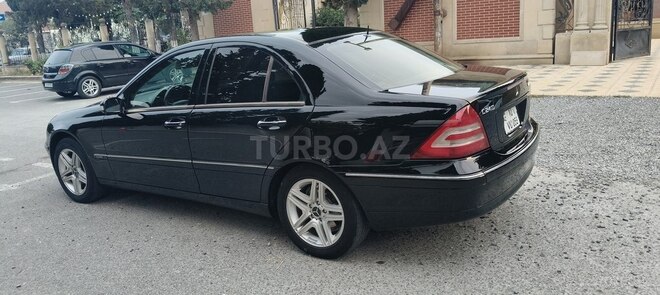 Mercedes C 240 2002, 396,582 km - 2.6 l - Tovuz