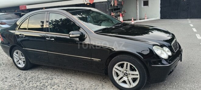 Mercedes C 240 2002, 396,582 km - 2.6 l - Tovuz