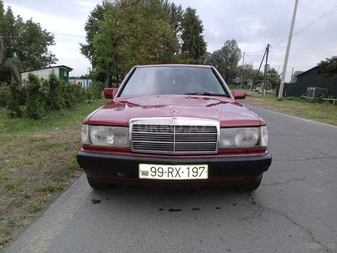 Mercedes 190 1990, 254,880 km - 2.0 l - Qax